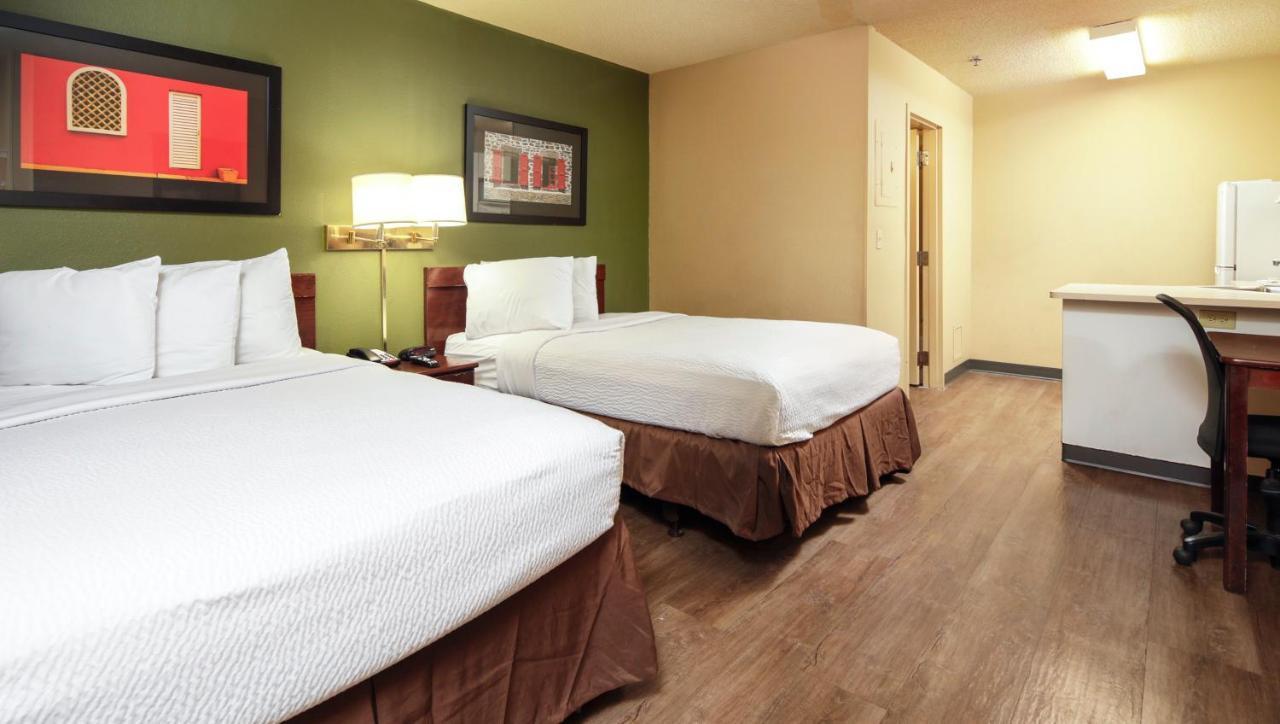 1 Extended Hotel