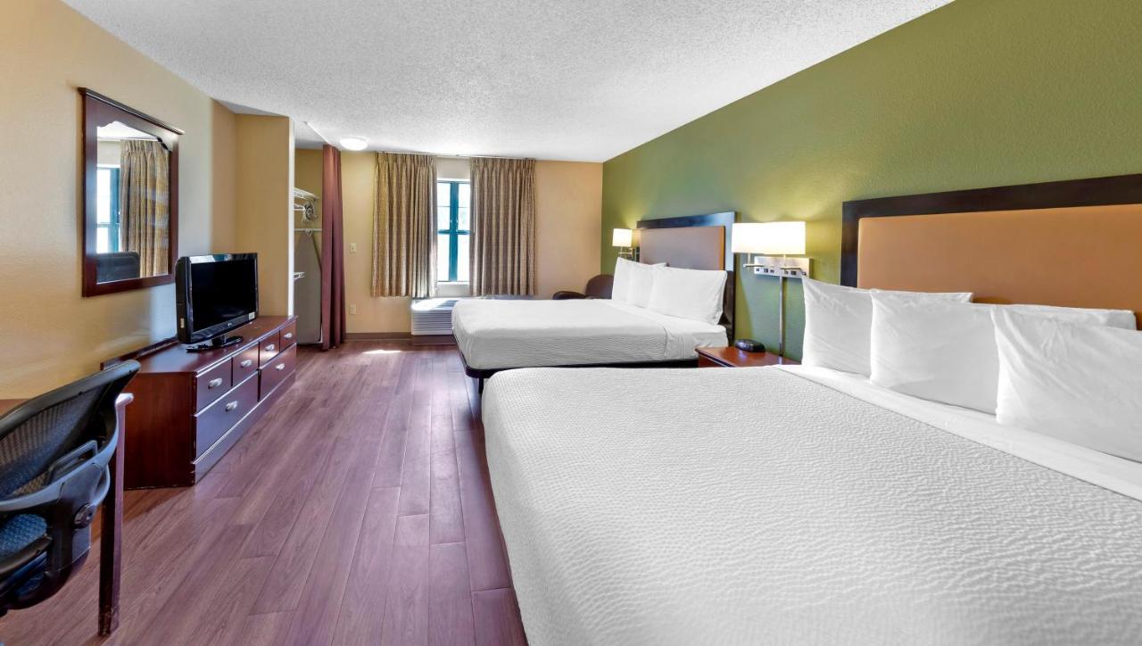 Hotel 1 Extended Montgomery