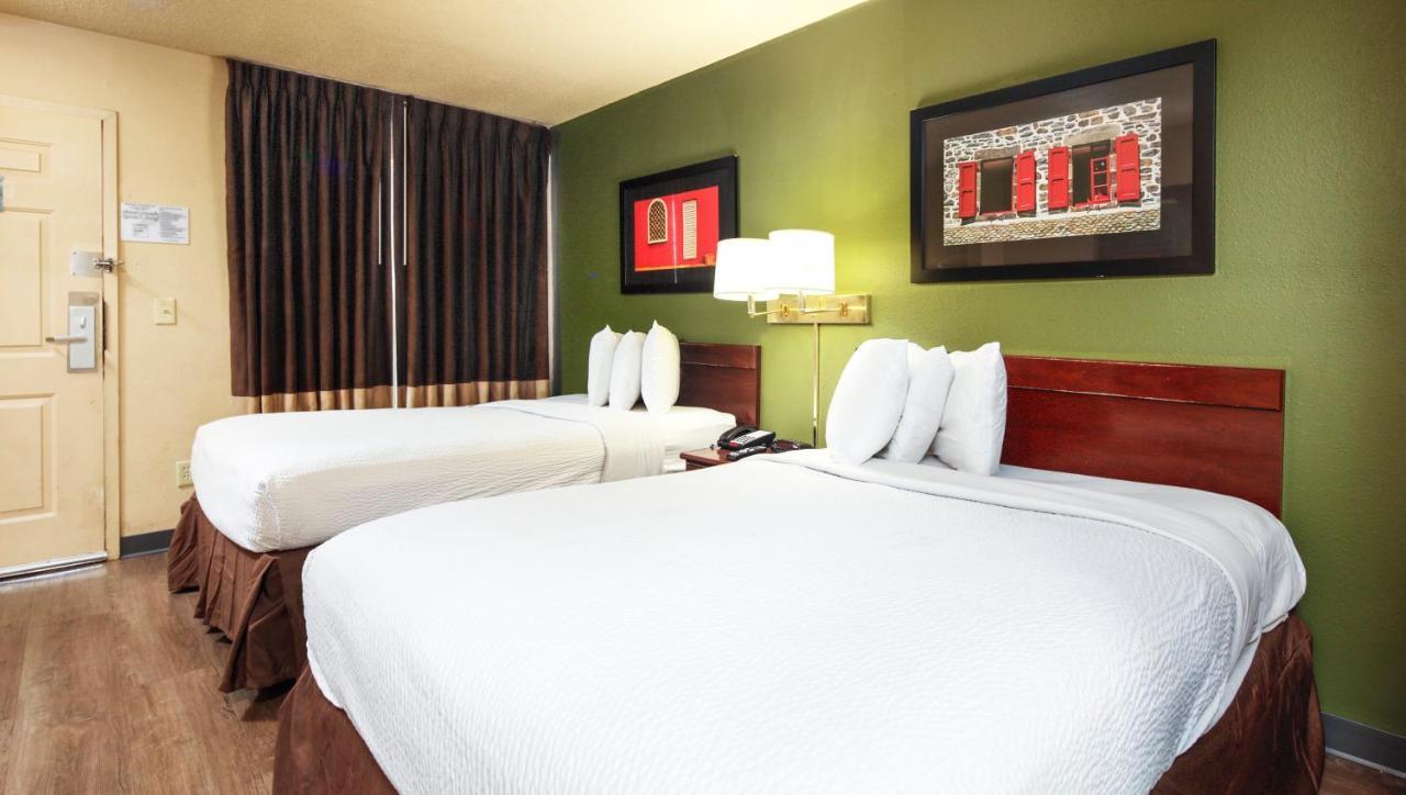 1 Extended Hotel